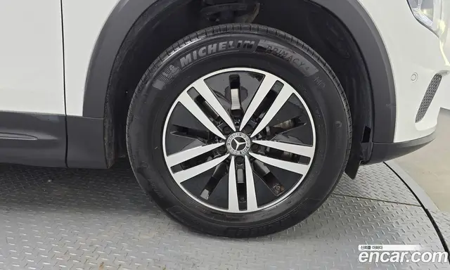 Mercedes-Benz GLB-Class 2021 1.9 автомат (гидро), миниатюра 7