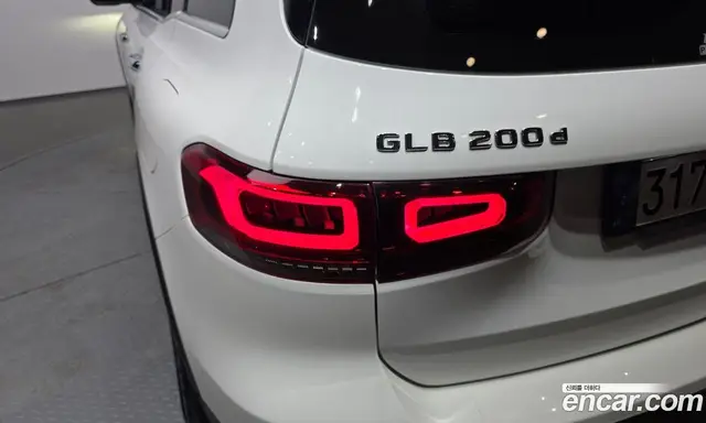 Mercedes-Benz GLB-Class 2021 1.9 автомат (гидро), миниатюра 9
