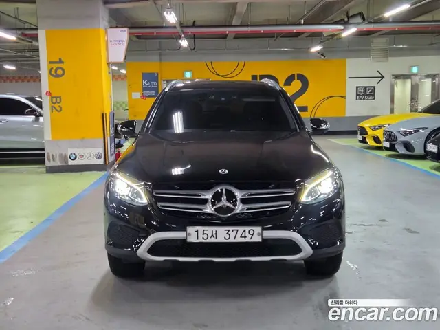 Mercedes-Benz GLC-Class 2018 2.0 автомат (гидро), миниатюра 1
