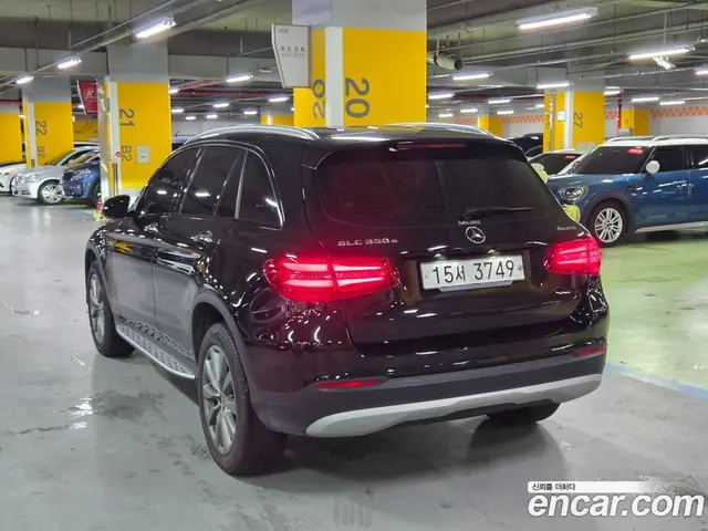 Mercedes-Benz GLC-Class 2018 2.0 автомат (гидро), миниатюра 4