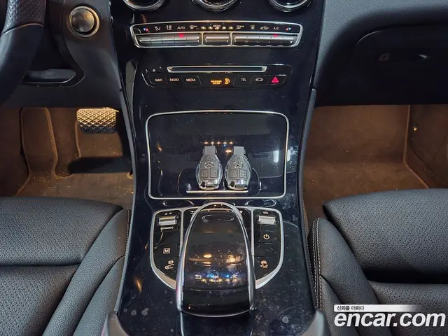 Mercedes-Benz GLC-Class 2018 2.0 автомат (гидро), миниатюра 10