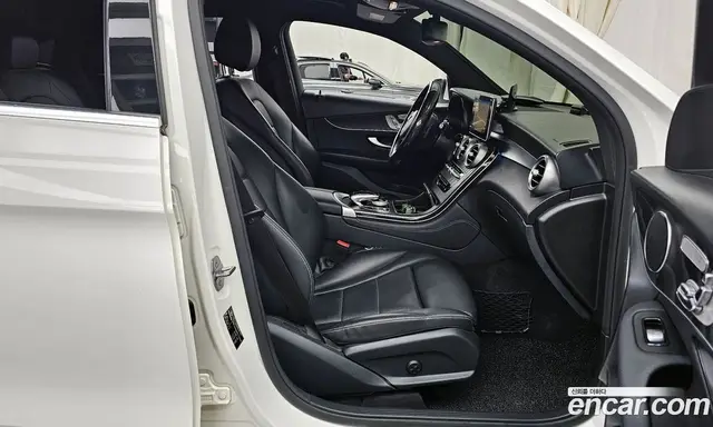 Mercedes-Benz GLC-Class 2019 2.0 автомат (гидро), миниатюра 11