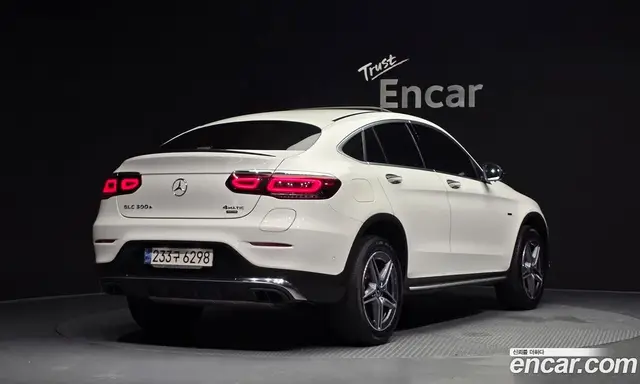 Mercedes-Benz GLC-Class 2021 2.0 автомат (гидро), миниатюра 2