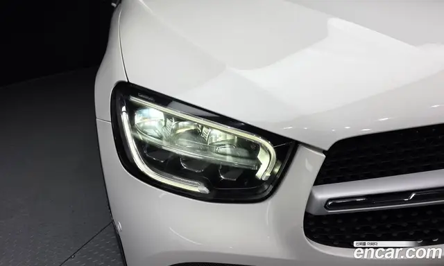 Mercedes-Benz GLC-Class 2021 2.0 автомат (гидро), миниатюра 8