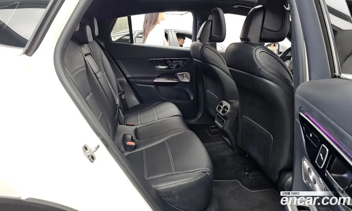 Mercedes-Benz GLC-Class 2025 2.0 автомат (гидро), фото 12
