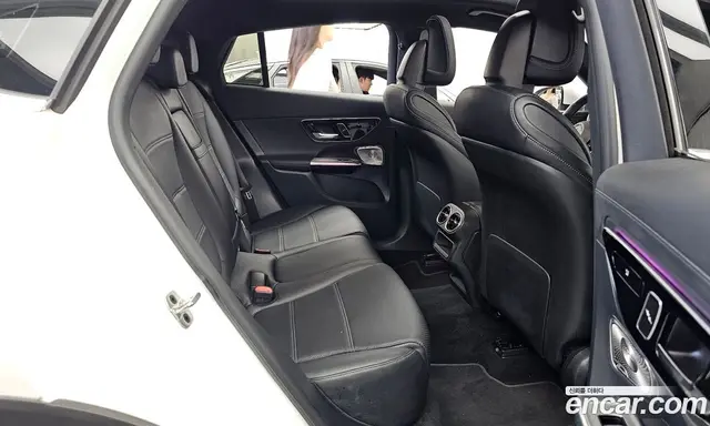 Mercedes-Benz GLC-Class 2025 2.0 автомат (гидро), миниатюра 12