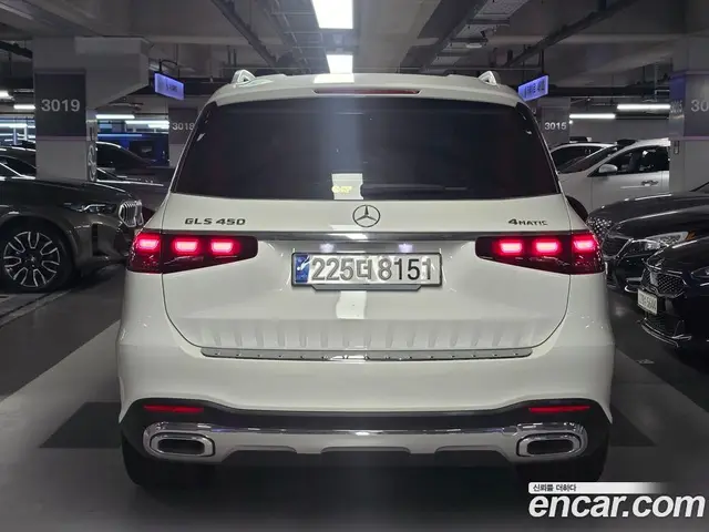 Mercedes-Benz GLS-Class 2025 3.0 автомат (гидро), миниатюра 4