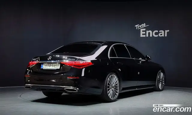 Mercedes-Benz S-Class 2023 3.0 автомат (гидро), миниатюра 2