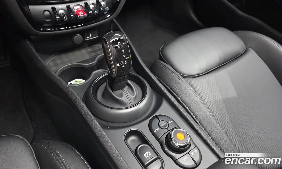 Mini Clubman 2019 2.0 автомат (гидро), фото 11