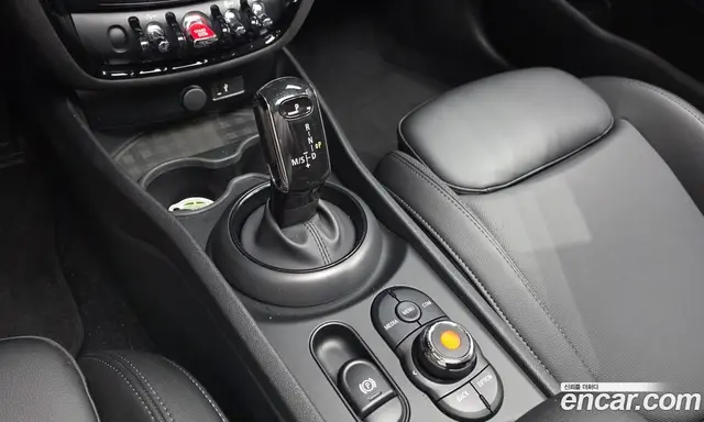 Mini Clubman 2019 2.0 автомат (гидро), миниатюра 11
