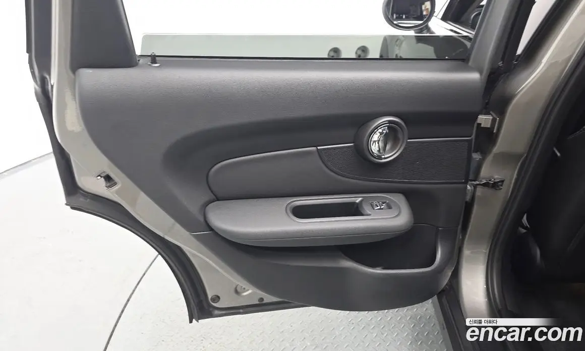 Mini Clubman 2019 2.0 автомат (гидро), фото 14