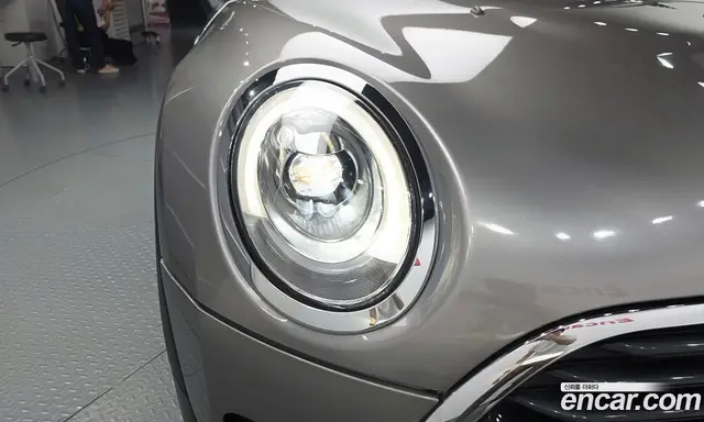 Mini Clubman 2019 2.0 автомат (гидро), миниатюра 7