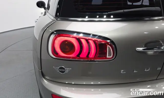 Mini Clubman 2019 2.0 автомат (гидро), миниатюра 8