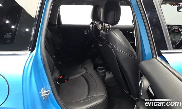 Mini Cooper 2016 1.5 автомат (гидро), миниатюра 11