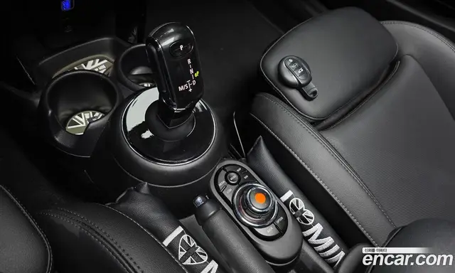 Mini Cooper 2020 1.5 автомат (гидро), миниатюра 9