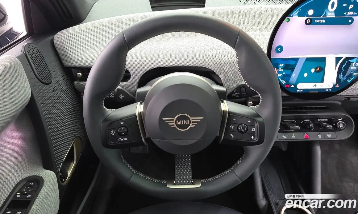 Mini Cooper 2024 0.1 автомат (гидро), фото 19