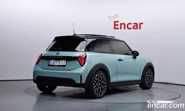 Mini Cooper 2024 2.0 автомат (гидро), миниатюра 2