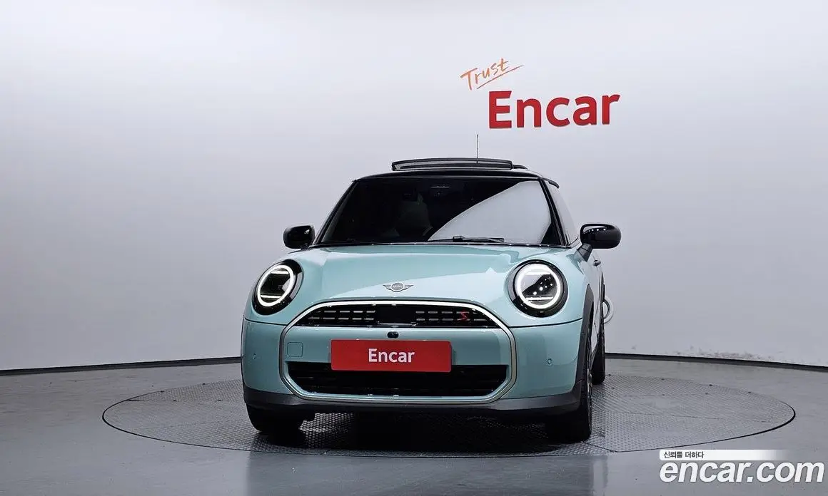 Mini Cooper 2024 2.0 автомат (гидро), фото 3