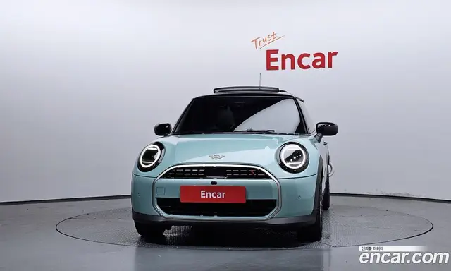 Mini Cooper 2024 2.0 автомат (гидро), миниатюра 3