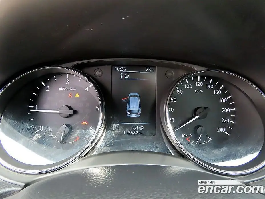 Nissan Qashqai 2016 1.6 автомат (гидро), фото 9