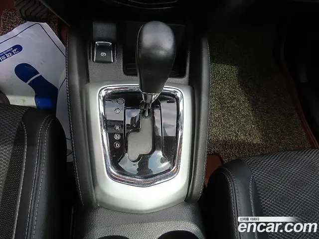 Nissan Qashqai 2016 1.6 автомат (гидро), миниатюра 10