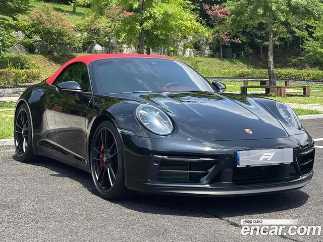 Porsche 911 2023 3.0 автомат (гидро), миниатюра 4