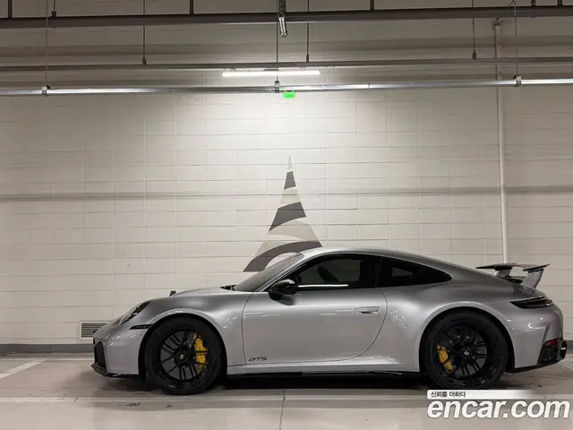 Porsche 911 2025 3.6 автомат (гидро), миниатюра 5