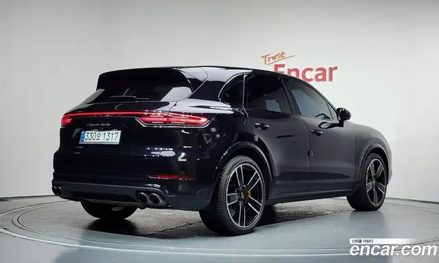 Porsche Cayenne 2020 4.0 автомат (гидро), миниатюра 2