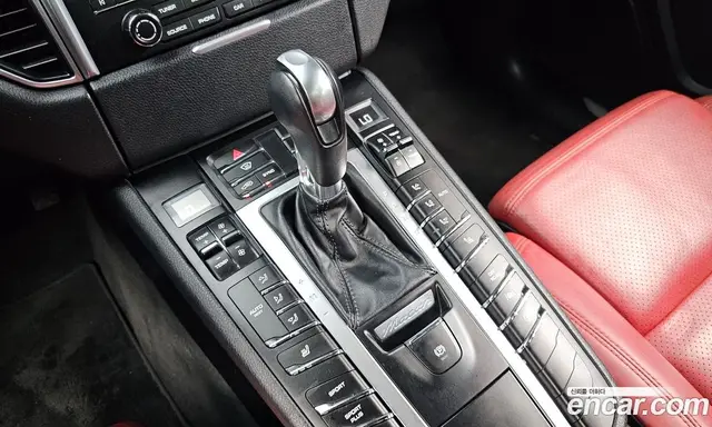 Porsche Macan 2016 3.0 автомат (гидро), миниатюра 9