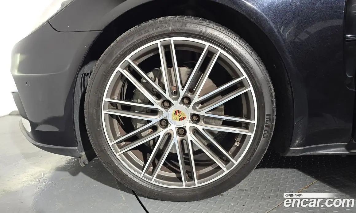 Porsche Panamera 2018 2.9 автомат (гидро), фото 5
