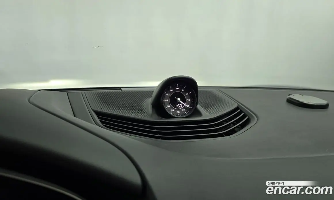 Porsche Taycan 2021 0.1 автомат (гидро), фото 33
