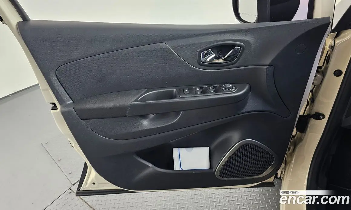 Renault (Samsung) QM3 2016 1.5 автомат (гидро), фото 14