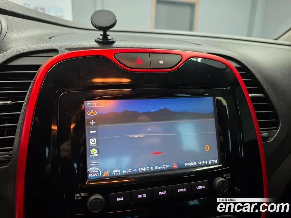Renault (Samsung) QM3 2017 1.5 автомат (гидро), фото 13
