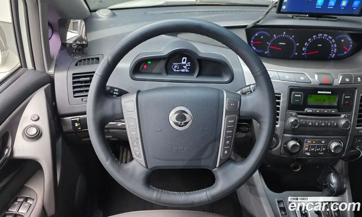 SsangYong Korando 2014 2.0 автомат (гидро), фото 15