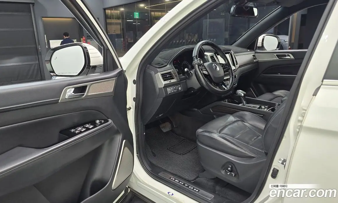 SsangYong Rexton 2017 2.2 автомат (гидро), фото 13