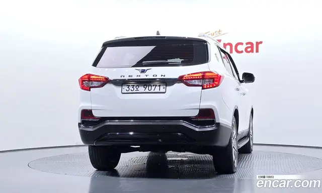 SsangYong Rexton 2017 2.2 автомат (гидро), миниатюра 4