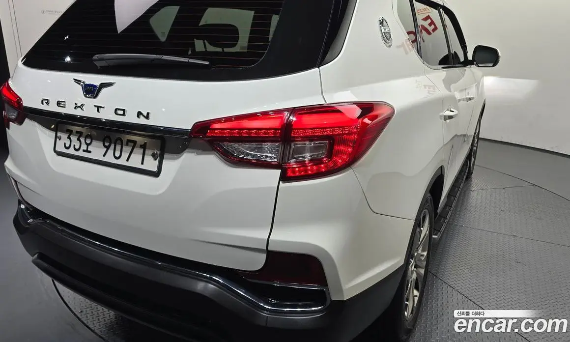 SsangYong Rexton 2017 2.2 автомат (гидро), фото 9