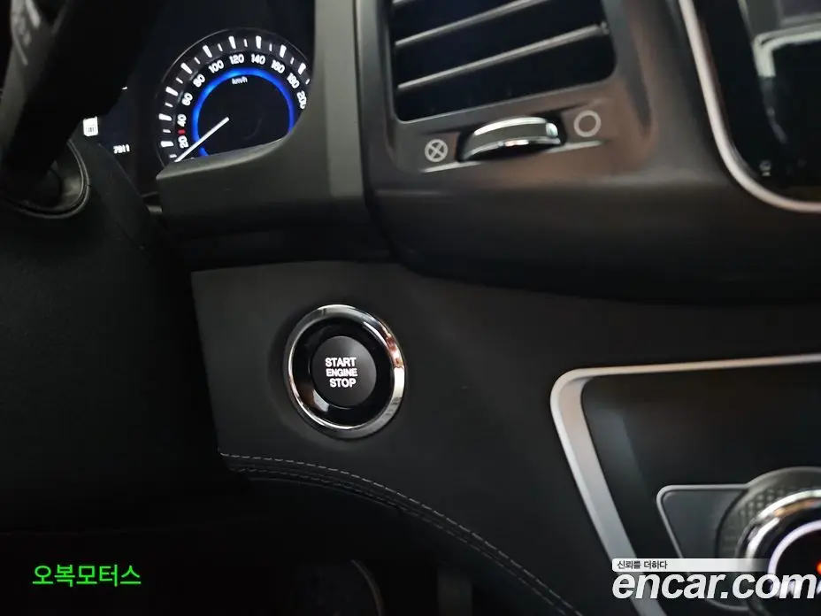 SsangYong Rexton 2020 2.2 автомат (гидро), фото 11