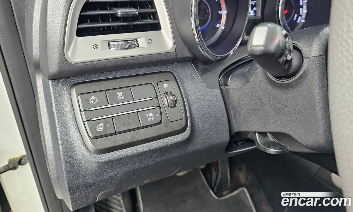 SsangYong TIBOLI 2015 1.6 автомат (гидро), фото 22