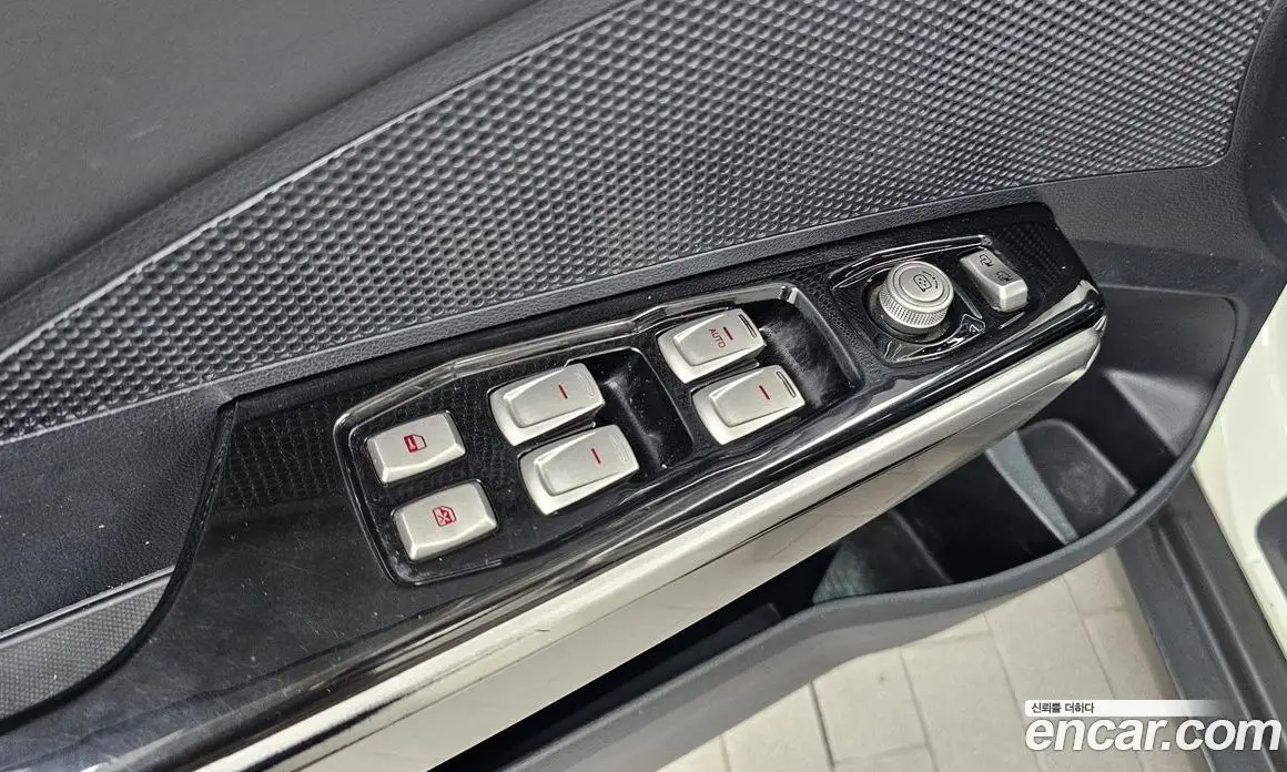 SsangYong TIBOLI 2015 1.6 автомат (гидро), фото 28