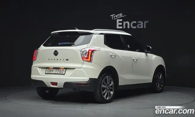 SsangYong TIBOLI 2015 1.6 автомат (гидро), миниатюра 2