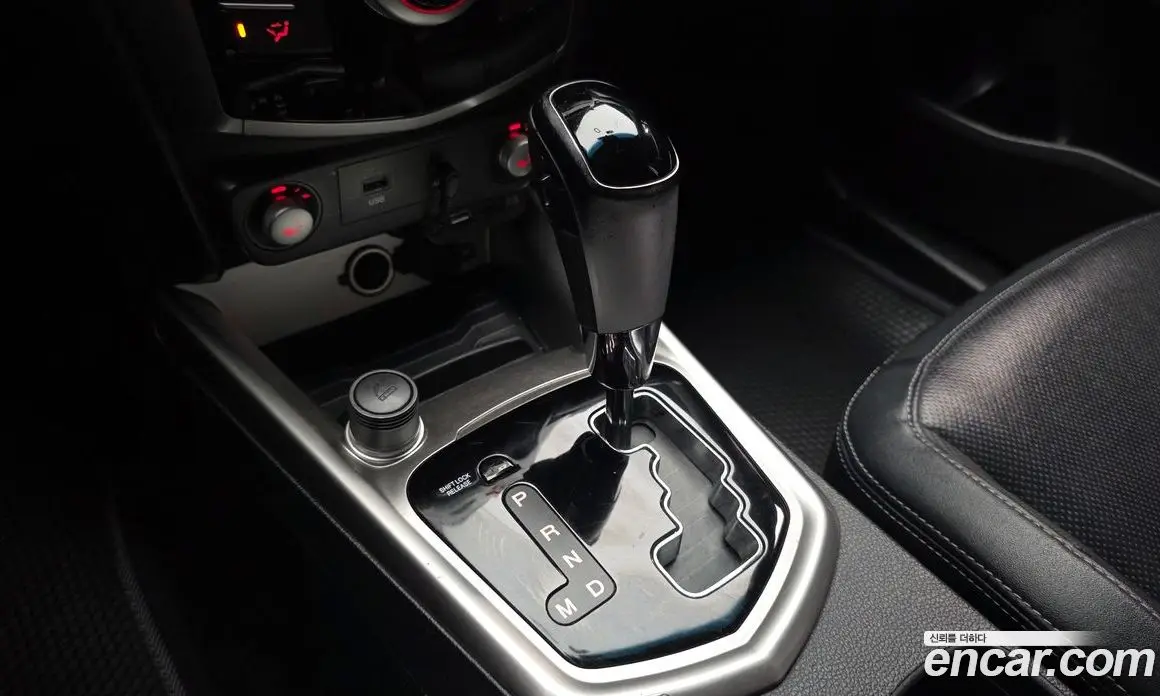 SsangYong TIBOLI 2015 1.6 автомат (гидро), фото 12