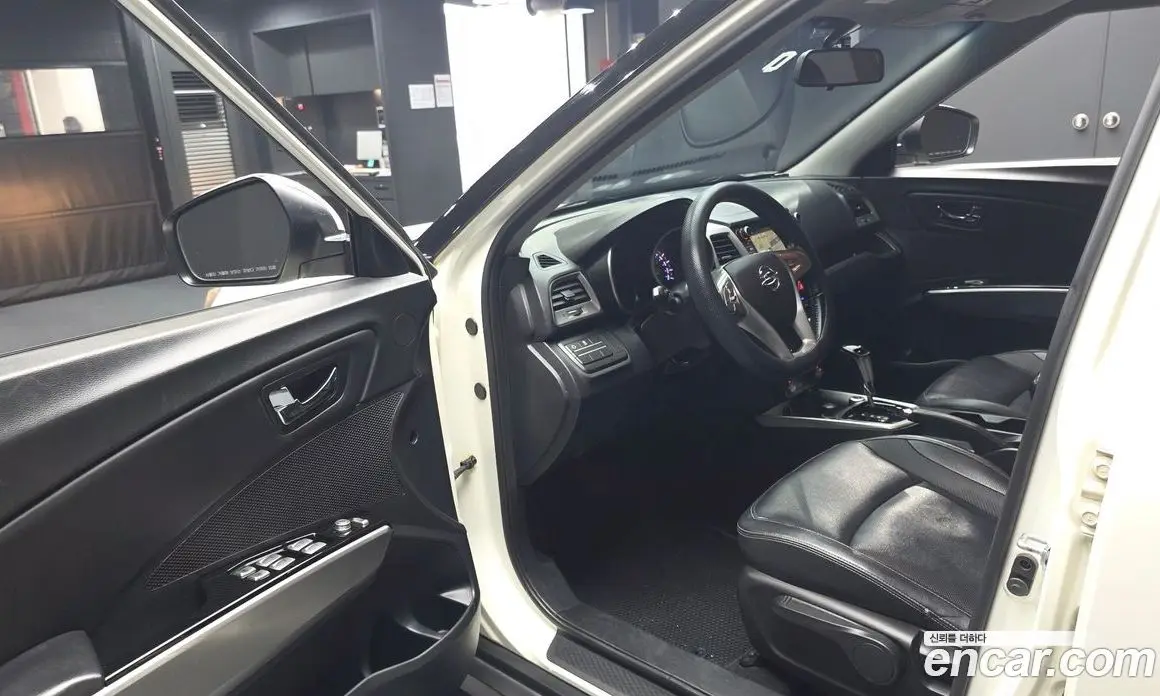 SsangYong TIBOLI 2015 1.6 автомат (гидро), фото 13