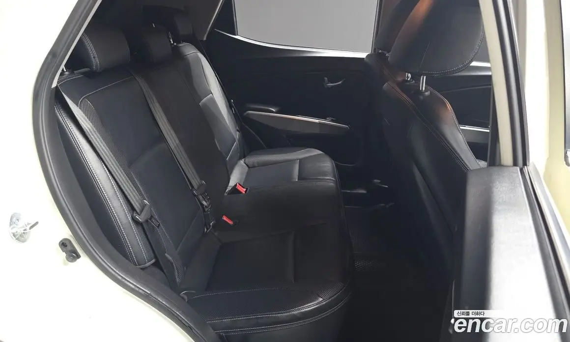 SsangYong TIBOLI 2015 1.6 автомат (гидро), фото 17