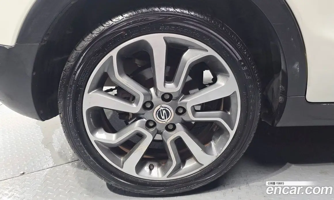 SsangYong TIBOLI 2015 1.6 автомат (гидро), фото 5