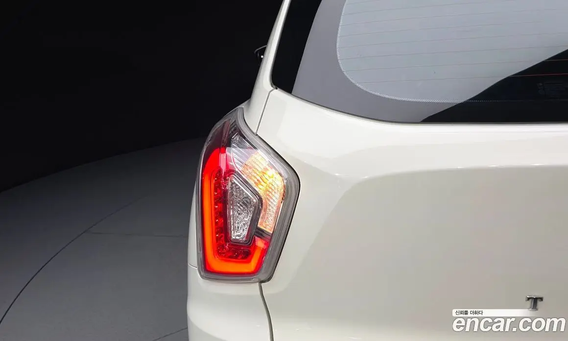 SsangYong TIBOLI 2015 1.6 автомат (гидро), фото 9