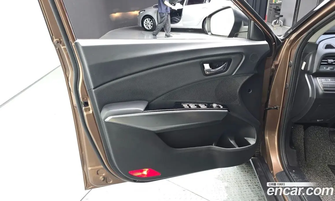 SsangYong TIBOLI 2018 1.6 автомат (гидро), фото 14