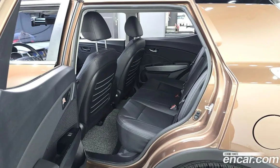 SsangYong TIBOLI 2018 1.6 автомат (гидро), фото 17