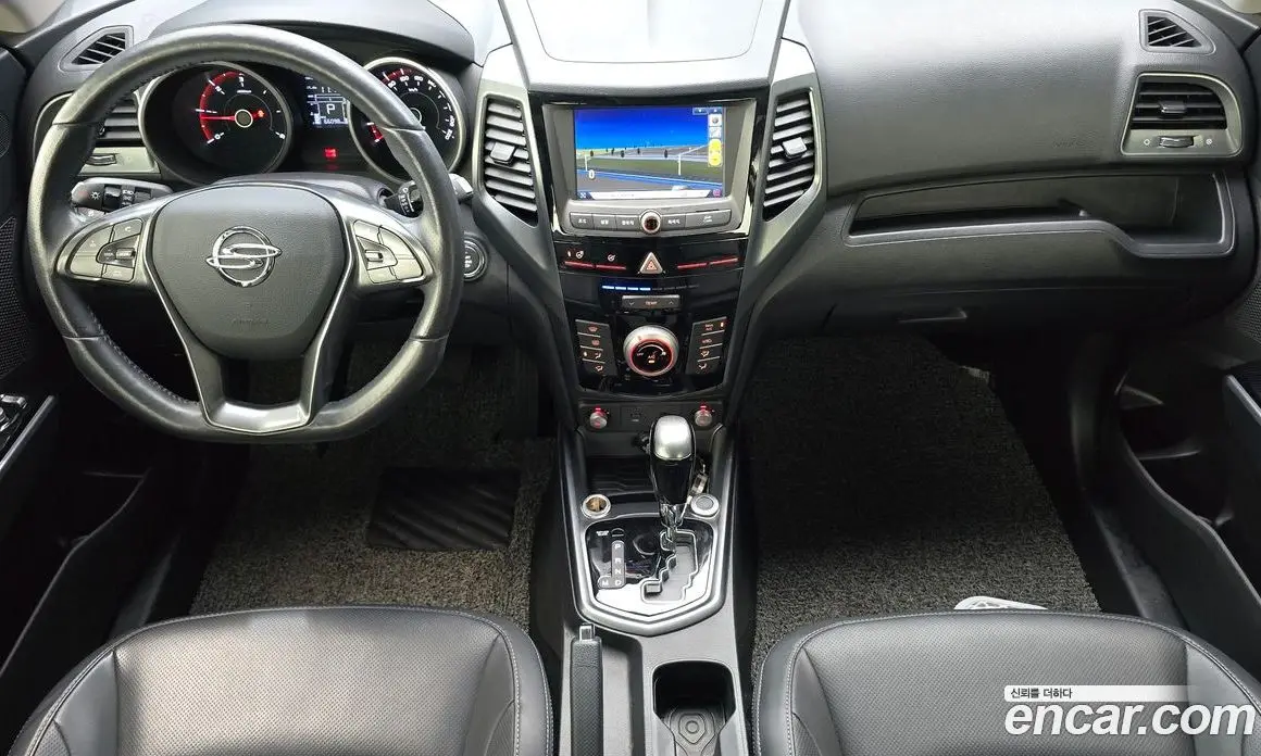 SsangYong TIBOLI 2018 1.6 автомат (гидро), фото 10