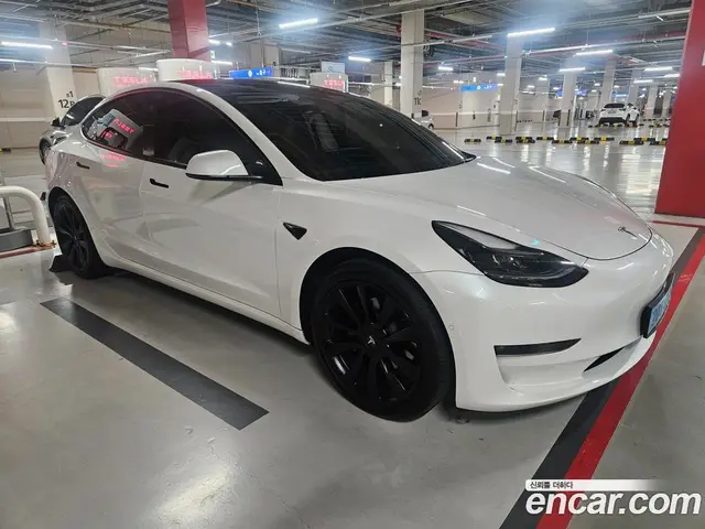 Tesla Model 3, 2022, 140 000 км
